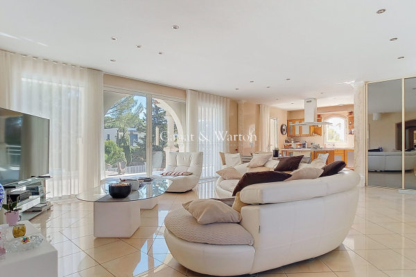 Maison de luxe à vendre à Saint-Raphaël, 1 580 000 €, Photo 7