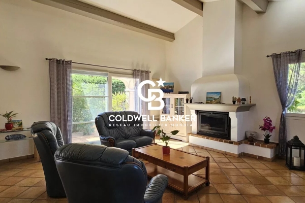 Maison de luxe à vendre à Fréjus, 765 000 €, Photo 6