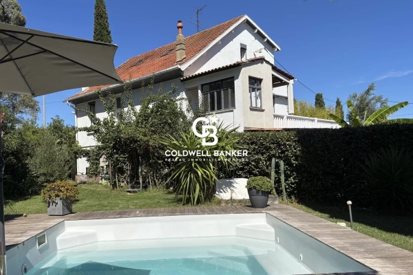 Maison de luxe à vendre à Bormes-les-Mimosas, 835 000 €