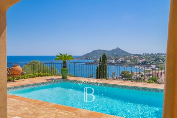 Luxury House for sale in Saint-Raphaël, 1 950 000 €, Photo 1