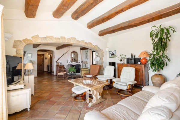 Maison de luxe à vendre à Saint-Raphaël, 1 950 000 €, Photo 3