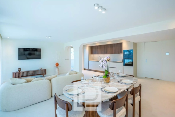 Luxury Apartment for sale in Le Cannet, 879 000 €, Photo 3