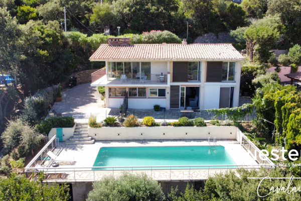 Maison de luxe à vendre à Cavalaire-sur-Mer, 1 080 000 €, Photo 3