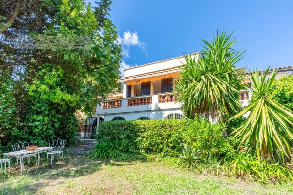 Maison de luxe à vendre à Antibes, 940 000 €, Photo 1