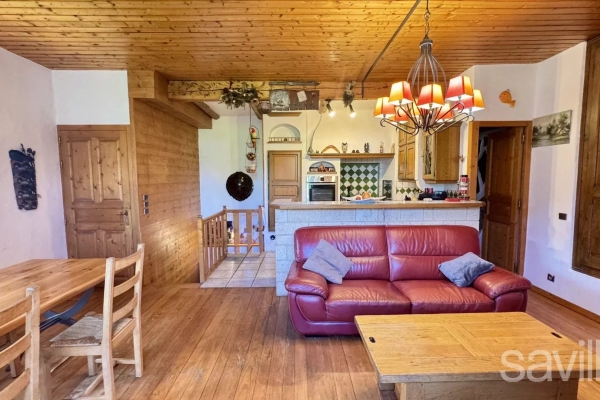 Maison de luxe à vendre à Courchevel, 840 000 €, Photo 1