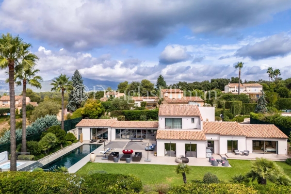 Luxury House for sale in Valbonne, 4 890 000 €, Photo 1