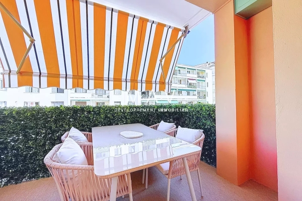 Appartement de luxe à vendre à Nice, 448 000 €, Photo 1