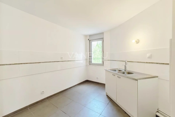 Appartement de luxe à vendre à Saint-Mandé, 770 000 €, Photo 4