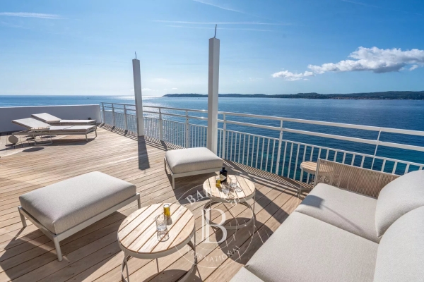 Luxury Apartment for sale in Sainte-Maxime, 1 690 000 €, Photo 1