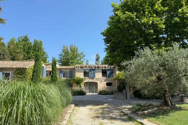 Luxury House for sale in Saint-Rémy-de-Provence, 3 360 000 €, Photo 2