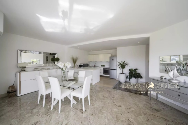 Luxury Apartment for sale in Le Cannet, 638 000 €, Photo 4