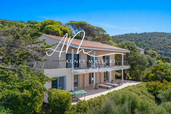 Luxury House for sale in Hyères, 1 790 000 €, Photo 1