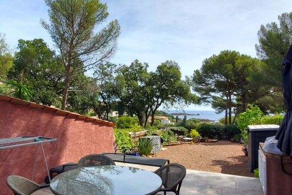 Luxury House for sale in Saint-Raphaël, 460 000 €, Photo 1