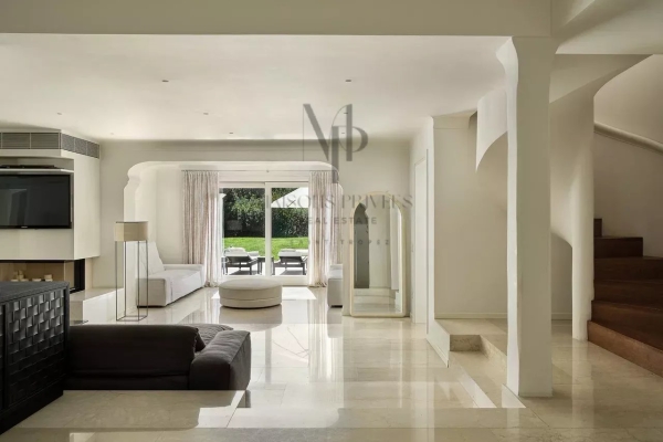 Maison de luxe à vendre à Saint-Tropez, 5 500 000 €, Photo 2
