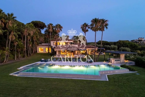 Maison de luxe à louer à Saint-Tropez, 125 000 €, Photo 1