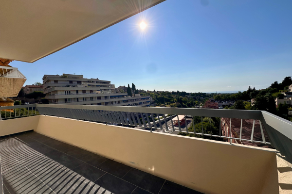 Appartement de luxe à vendre à Vence, 439 000 €, Photo 2