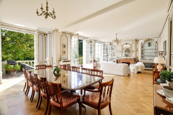 Maison de luxe à vendre à Saint-Cloud, 2 700 000 €, Photo 1