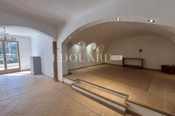 Maison de luxe à vendre à Menton, 750 000 €, Photo 3