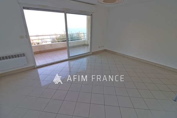 Luxury Apartment for rental in Beausoleil, 1 990 €, Photo 5