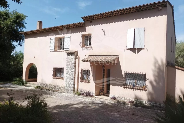 Luxury House for sale in Le Rouret, 855 000 €, Photo 1