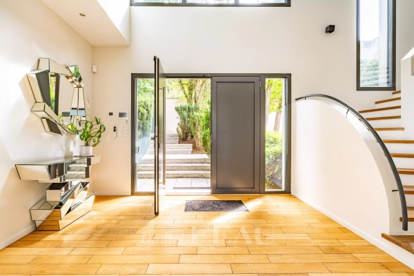 Maison de luxe à vendre à La Celle-Saint-Cloud, 2 980 000 €, Photo 1