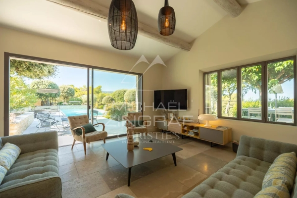 Maison de luxe à vendre à Gordes, 2 500 000 €, Photo 1