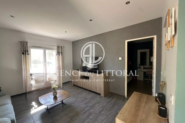 Maison de luxe à louer à Tourrette-Levens, 1 330 €, Photo 3