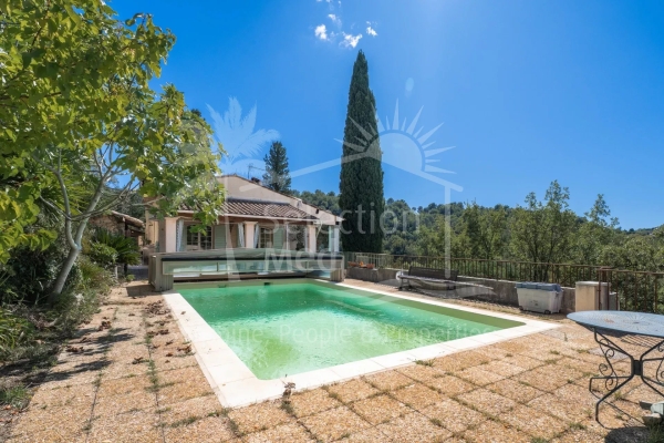 Maison de luxe à vendre à Valbonne, 1 180 000 €, Photo 1