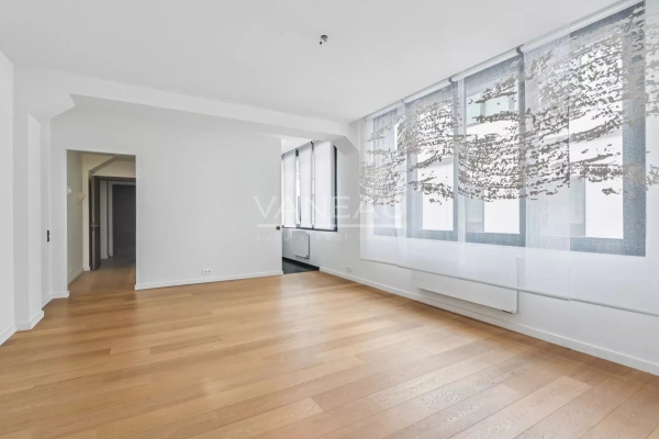 Luxury Apartment for sale in Paris 7ème, 1 800 000 €, Photo 4