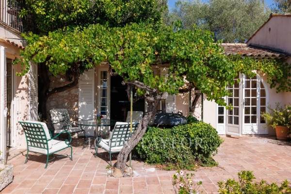 Luxury House for sale in Saint-Paul-de-Vence, 2 590 000 €, Photo 6