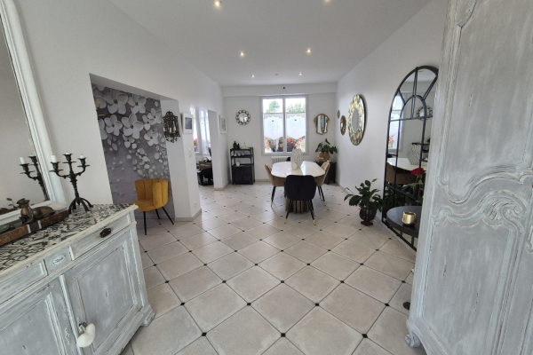 Maison de luxe à vendre à Royan, 572 000 €, Photo 2
