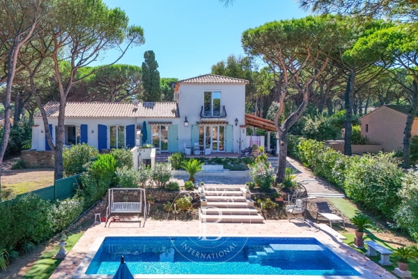 Luxury House for sale in Sainte-Maxime, 1 310 000 €, Photo 1