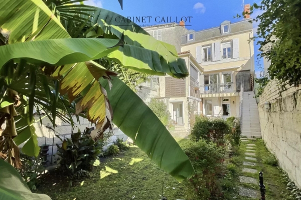 Maison de luxe à vendre à Saintes, 450 000 €, Photo 3