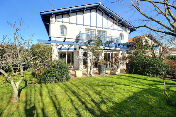 Maison de luxe à vendre à Biarritz, 1 940 000 €, Photo 1