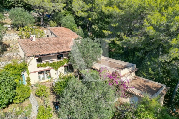 Maison de luxe à vendre à Vallauris, 850 000 €, Photo 1