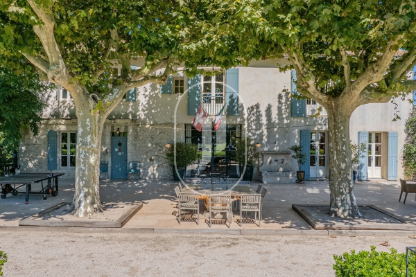 Maison de luxe à vendre à Eyragues, 1 900 000 €, Photo 2