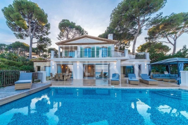 Luxury House for sale in Cap d'Antibes, 5 200 000 €, Photo 2