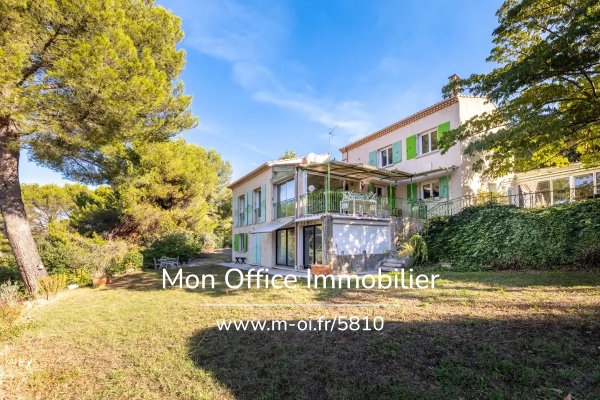 Maison de luxe à vendre à Aix-en-Provence, 965 000 €, Photo 1