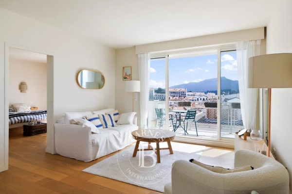 Appartement de luxe à vendre à Saint-Jean-de-Luz, 990 000 €, Photo 1
