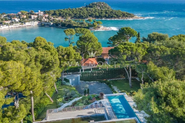 Maison de luxe à vendre à Saint-Jean-Cap-Ferrat, 13 500 000 €, Photo 1