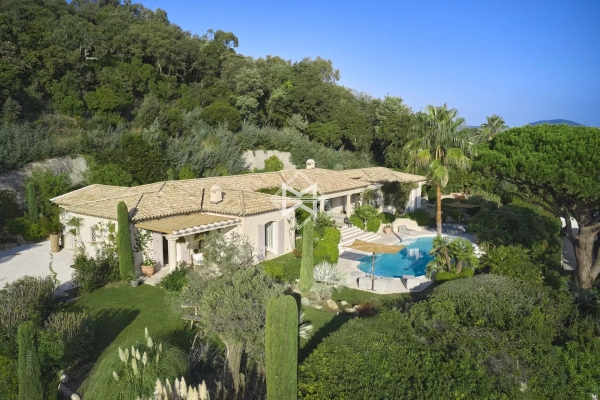 Luxury House for rental in Saint-Tropez, 45 000 €, Photo 1