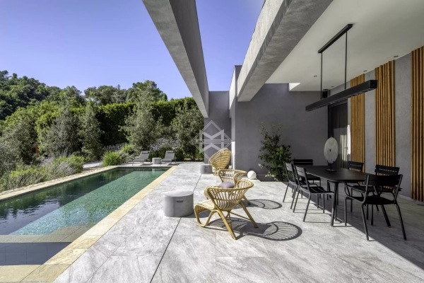 Maison de luxe à vendre à Valbonne, 2 690 000 €, Photo 2