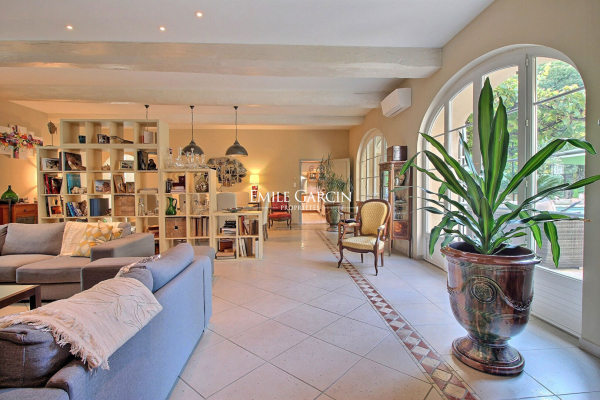 Maison de luxe à vendre à Nîmes, 1 800 000 €, Photo 7