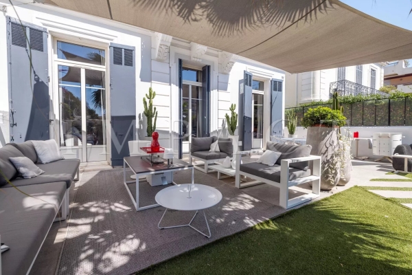 Maison de luxe à vendre à Cannes, 2 250 000 €, Photo 2