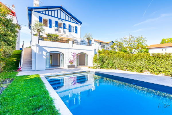 Maison de luxe à vendre à Saint-Jean-de-Luz, 1 290 000 €, Photo 1