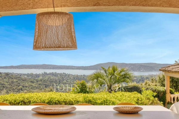 Maison de luxe à vendre à Grimaud, 4 200 000 €, Photo 1