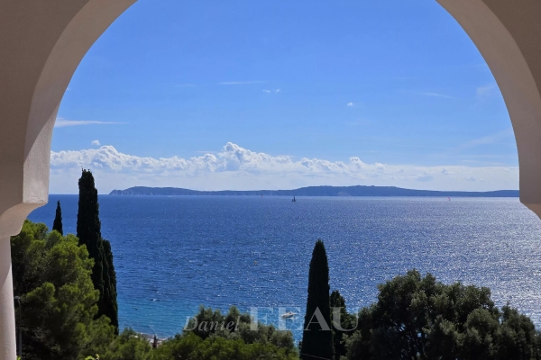 Luxury House for sale in Rayol Canadel sur Mer, 2 980 000 €, Photo 1