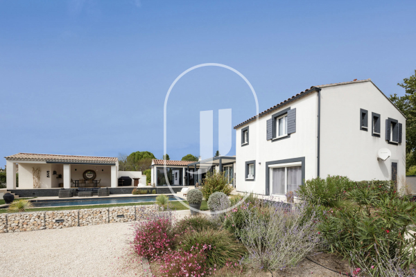 Maison de luxe à vendre à Cabrières-d'Avignon, 997 500 €, Photo 1