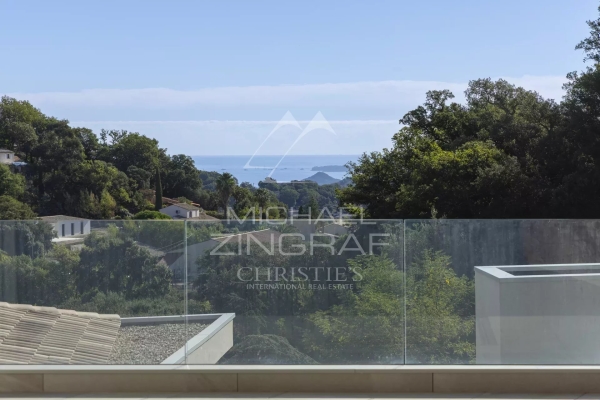 Luxury Apartment for sale in Mandelieu-la-Napoule, 925 000 €, Photo 1