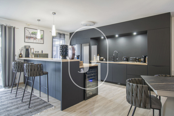 Maison de luxe à vendre à Cabrières-d'Avignon, 997 500 €, Photo 4
